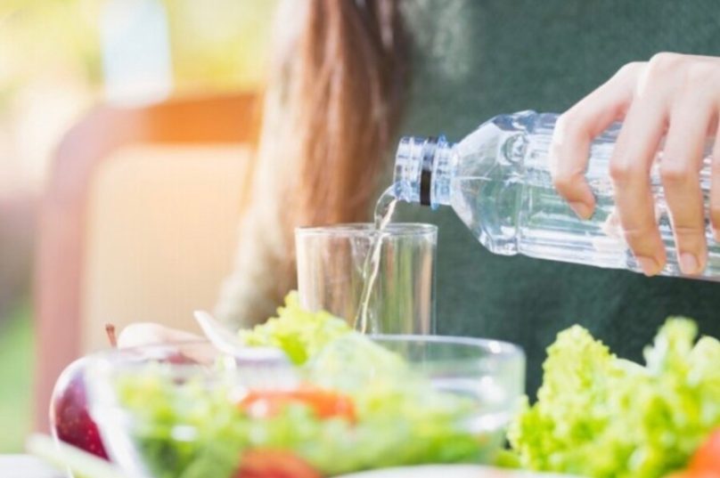 Nutricionista dá dicas de alimentação no verão