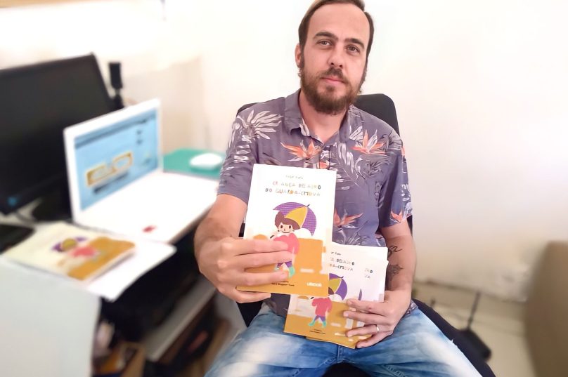 O lançamento oficial será nesta quinta-feira (12), às 19h, em uma live no Instagram da Prensa de Babel. Foto: Arquivo pessoal