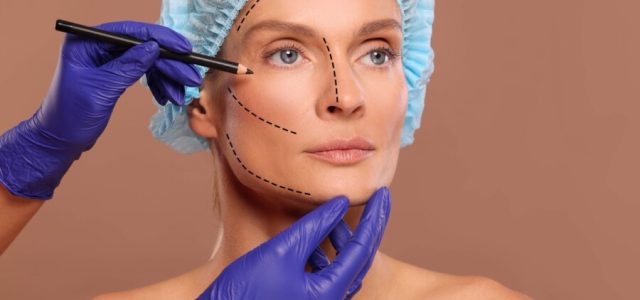 Rejuvenescimento facial deve buscar naturalidade, diz médico