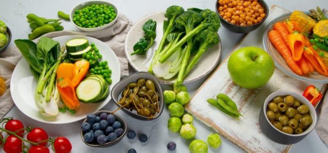 Pesquisas apontam suplementos essenciais para veganos