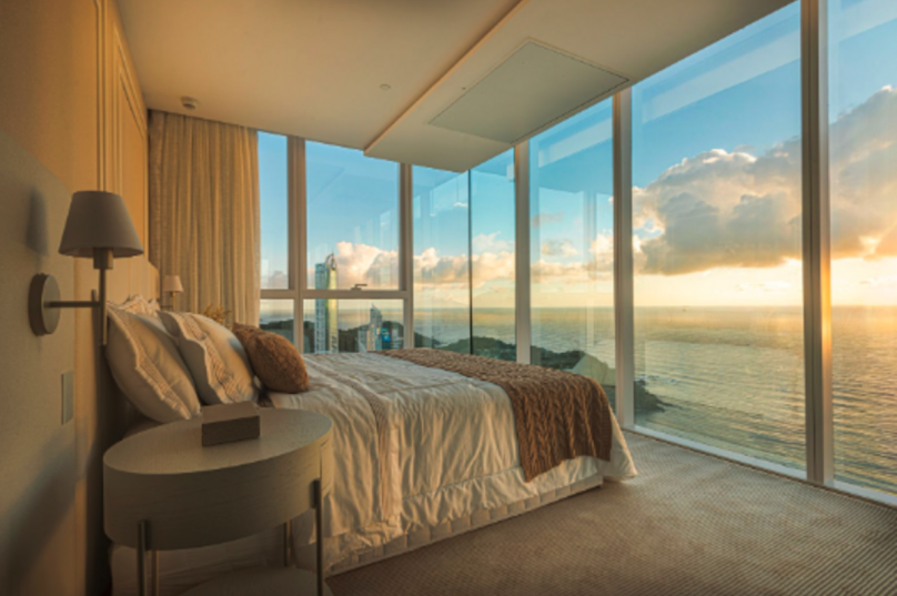 Projeto combina conforto, tecnologia e arquitetura autoral