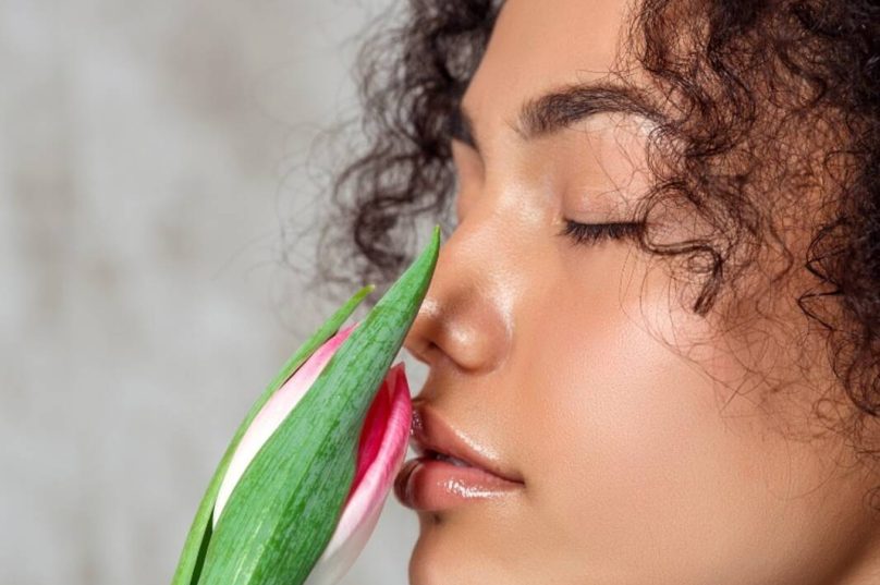 Crescimento da beleza consciente impulsiona demanda por maquiagem vegana