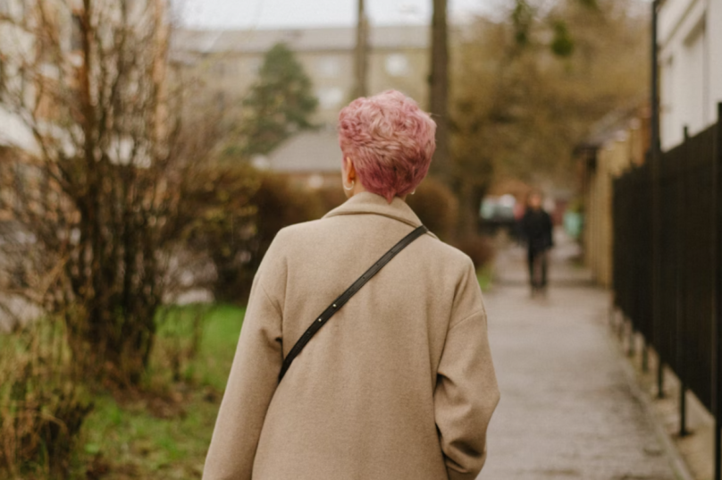 Cientistas sociais questionam a curva em U da felicidade