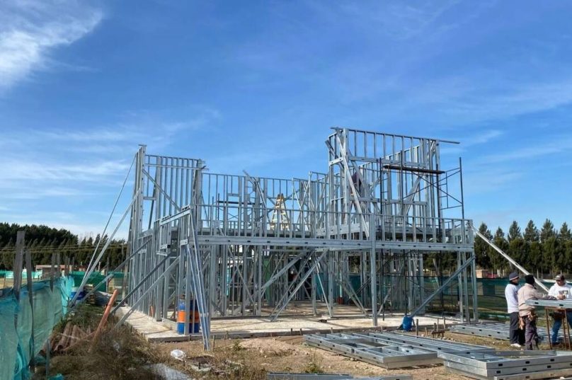 Cresce adoção de steel frame em residências de verão