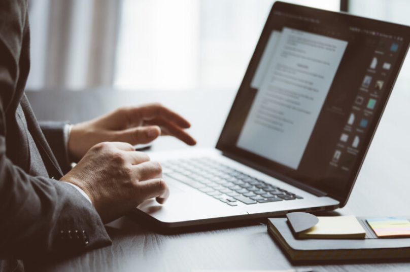 LinkedIn é o meio mais utilizado na busca por uma nova vaga
