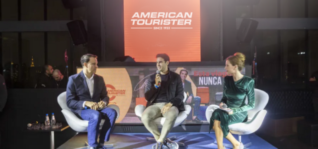 American Tourister renova contrato com Kaká como embaixador