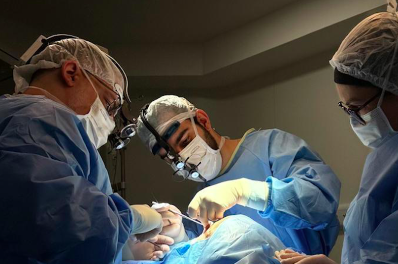 Abdominoplastia não impede paciente de engravidar