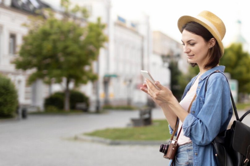 Empresas lançam seguro-viagem com apólice para smartphones