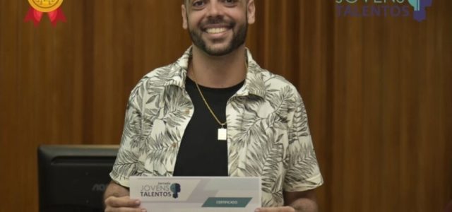 Cientista é premiado por alfabetizar com a fauna brasileira