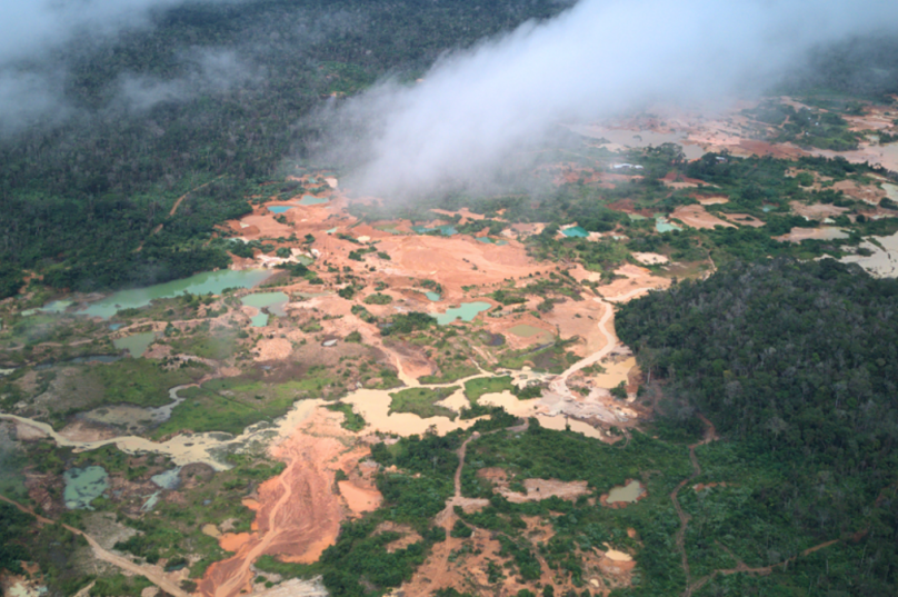Garimpo ilegal toma Amazônia e desafia mineração responsável