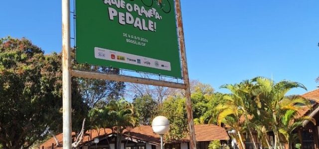 Evento faz bicicletas dominarem a paisagem em Brasília