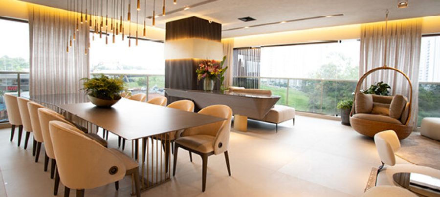 Construtora investe em experiência em decorado de 420 m²