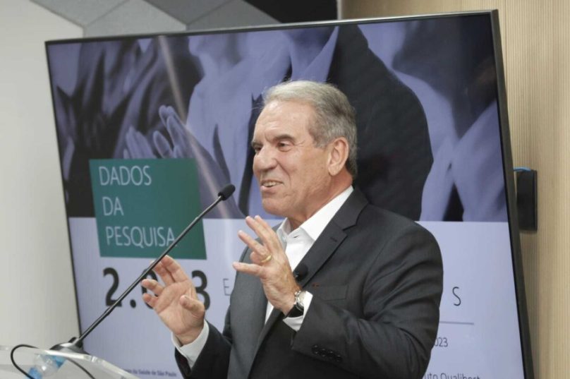 Médico Francisco Balestrin assume a presidência da FEHOESP