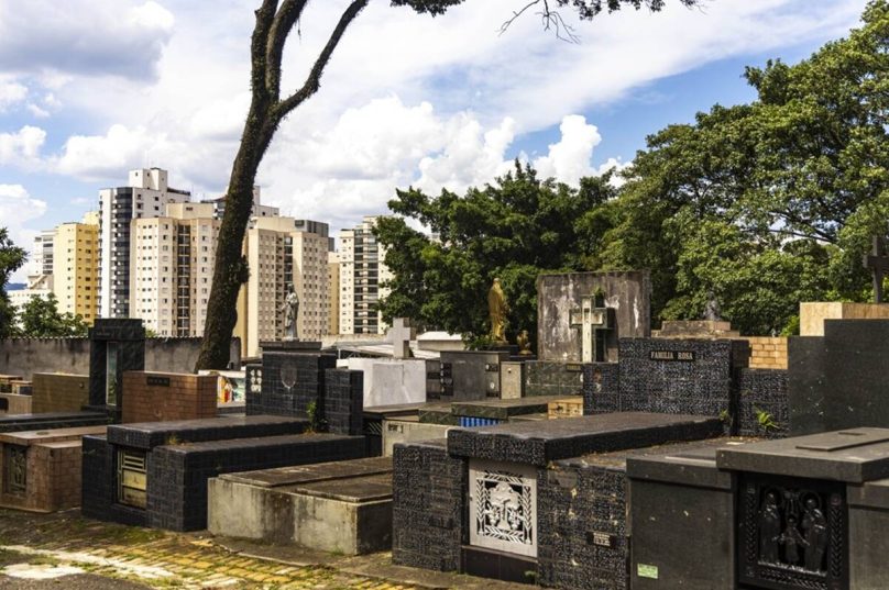 Consolare abre chamamento para recadastramento de jazigos