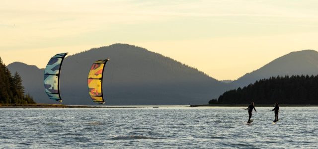 Festival celebra a chegada do verão com aulas gratuitas de kitesurf