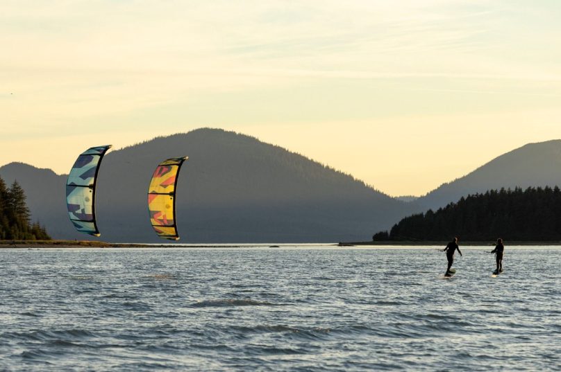 Festival celebra a chegada do verão com aulas gratuitas de kitesurf