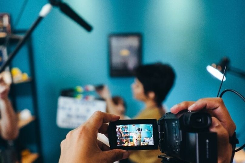 App anuncia nova fase de programa de mininovelas no Brasil