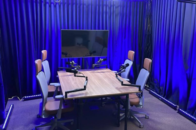 Sindusfarma inaugura estúdios audiovisuais modernos