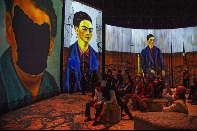 Acessibilidade leva cegos a exposições imersivas no Festival Fronteiras SP