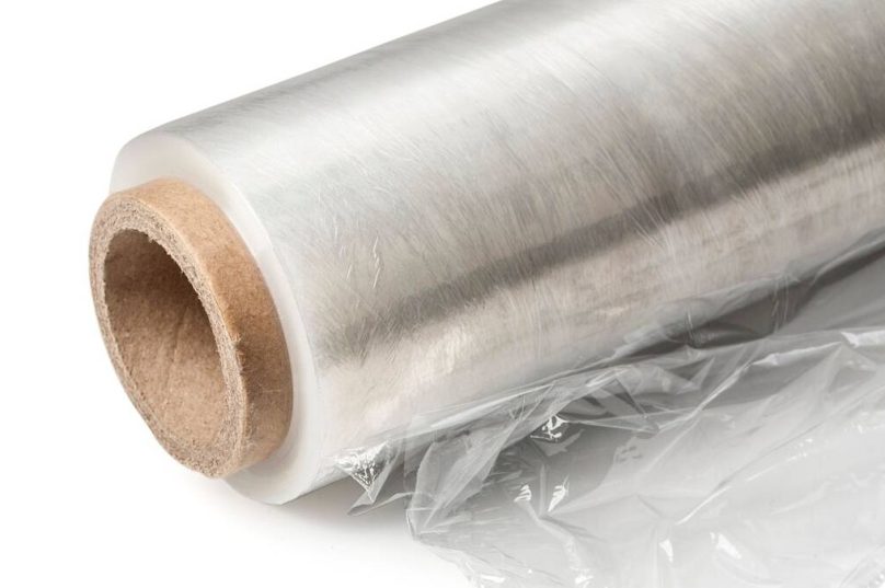 Setor alimentício aposta em alternativas para reduzir impacto do plástico filme