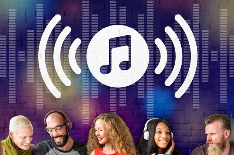 Ranking revela as dez músicas mais ouvidas no rádio em 2023