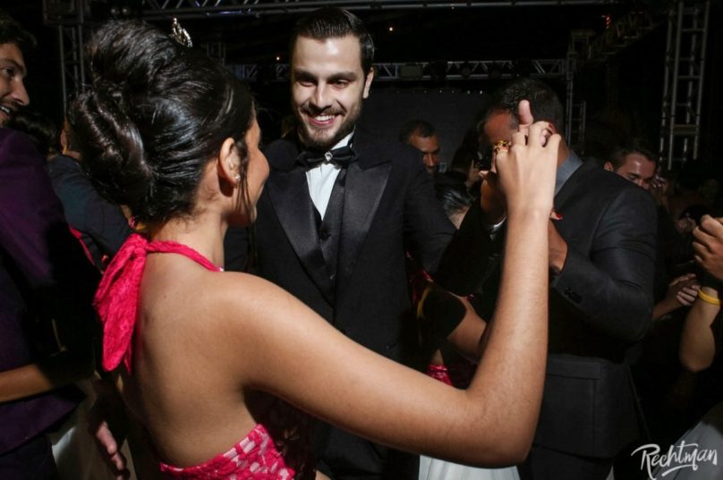 A debutante Laiany Marques e o ator Paulo Dalagnoli