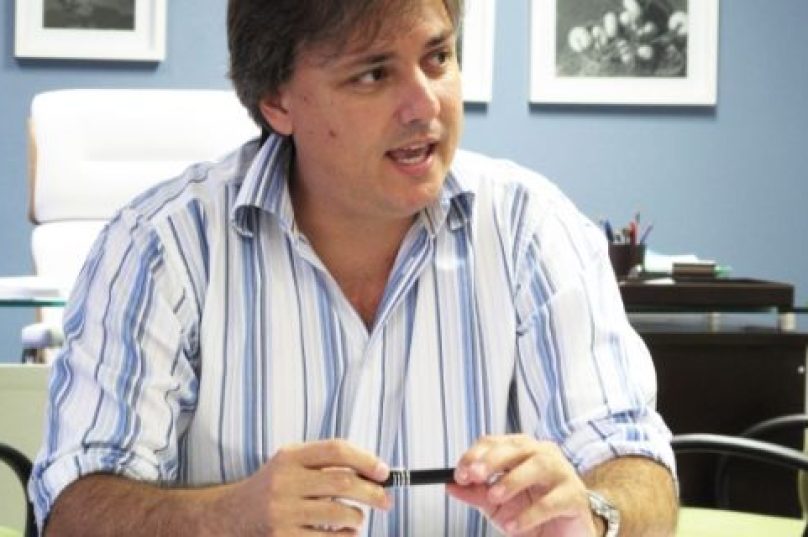 Segundo ele, o aumento previsto é em torno dos 6% e vai pagar o retroativo.  Foto reprodução
