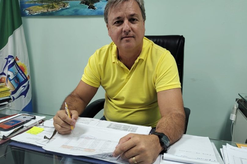 “Búzios dá um passo importante para o futuro sustentável da cidade. A usina já está funcionando e vai atender também cidades vizinhas”, destacou o prefeito Alexandre Martins em entrevista exclusiva à Prensa. 
Foto - Grupo Prensa de  Babel