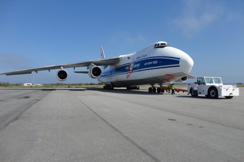 O cargueiro, que vem de Houston, nos Estados Unidos, tem pouso previsto para às 16h. Foto divulgação