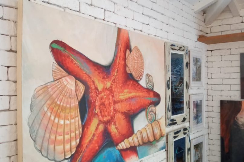 Exposição contará com obras de artistas de Búzios, região e de outros estados. Imagem: Divulgação