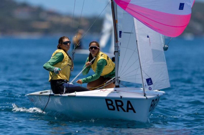 As brasileiras Joana Gonçalves e Gabriela Vassel na classe 420.


Foto Heusi Action CBVela