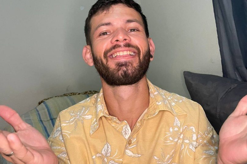 Bruninho Ximenes em Búzios: vídeos curtos e bem-humorados que conquistaram milhões de visualizações nas redes sociais