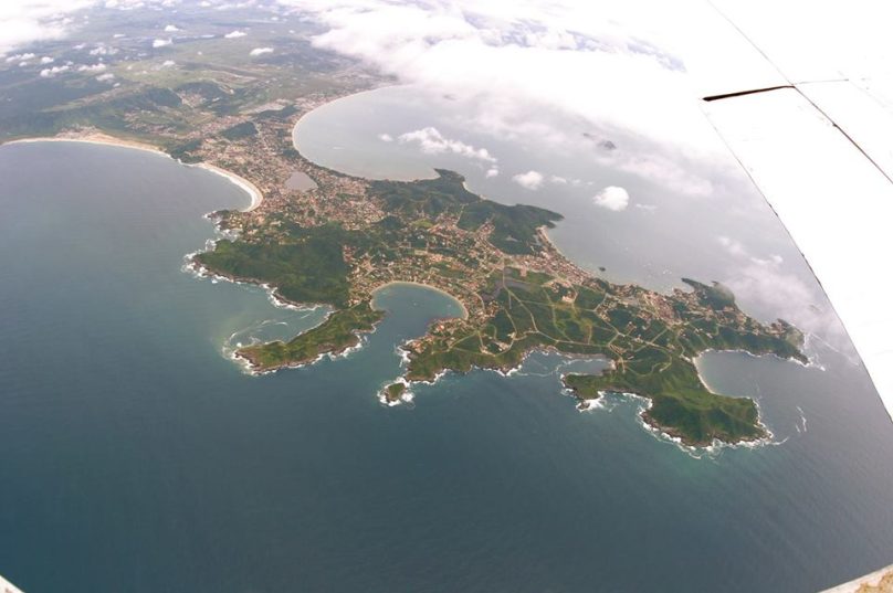 Búzios vista do alto. Foto de Marcelo Lartigue/2008