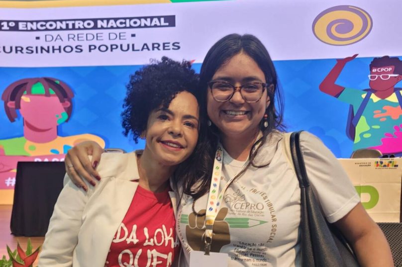 Brenda Iolanda, coordenadora do Cepro, durante o 1º Encontro Nacional da Rede de Cursinhos Populares na Universidade de Brasília; evento reuniu iniciativas de educação popular de vários estados — Foto: Divulgação