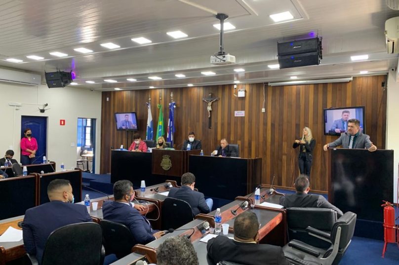 Câmara debate sobre iluminação pública em Cabo Frio