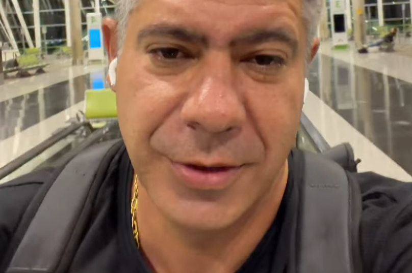 Prefeito Dr. Serginho em vídeo gravado durante o retorno de Brasília após acompanhar a apuração presidencial.