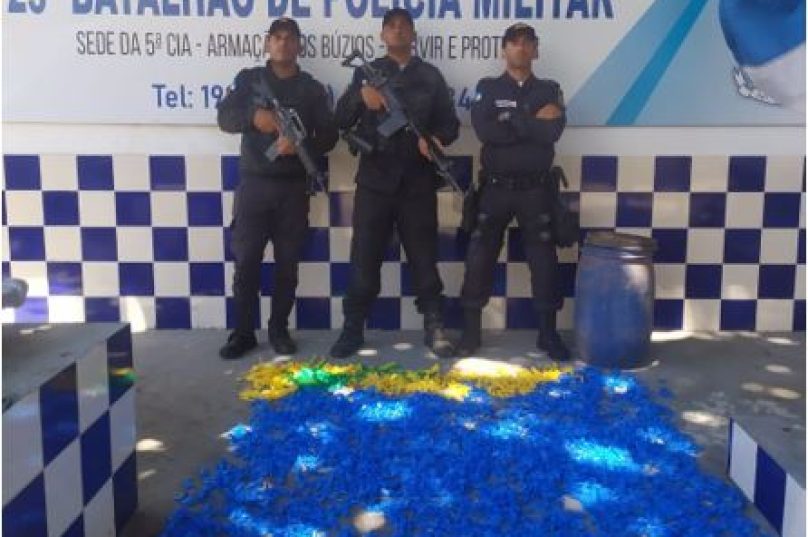 Foi apreendido aproximadamente R$40.000 em drogas. Imagem: Divulgação/ Polícia Militar