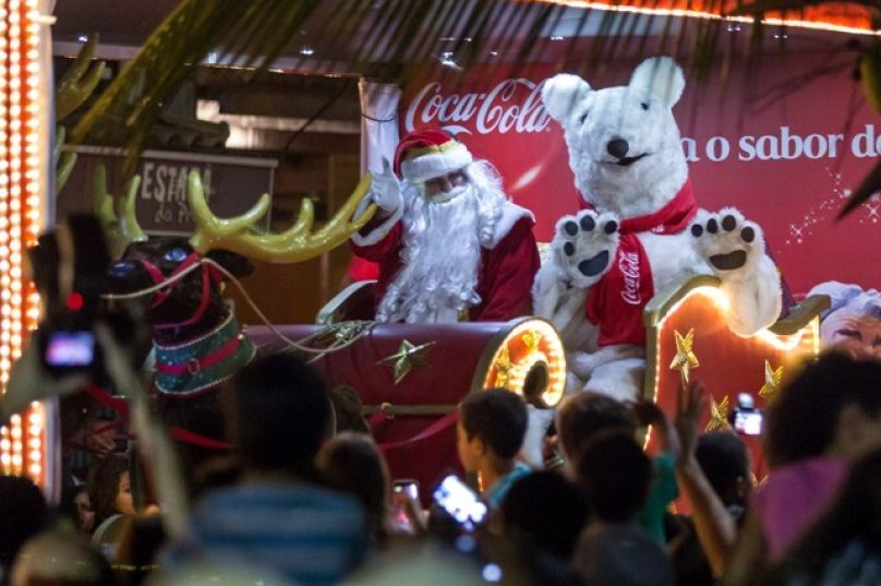 Caravana Coca Cola na Praia dos Cavaleiros. Macae/RJ. Data: 11/12/2015. Foto: Rui Porto Filho / Prefeitura de Macaé