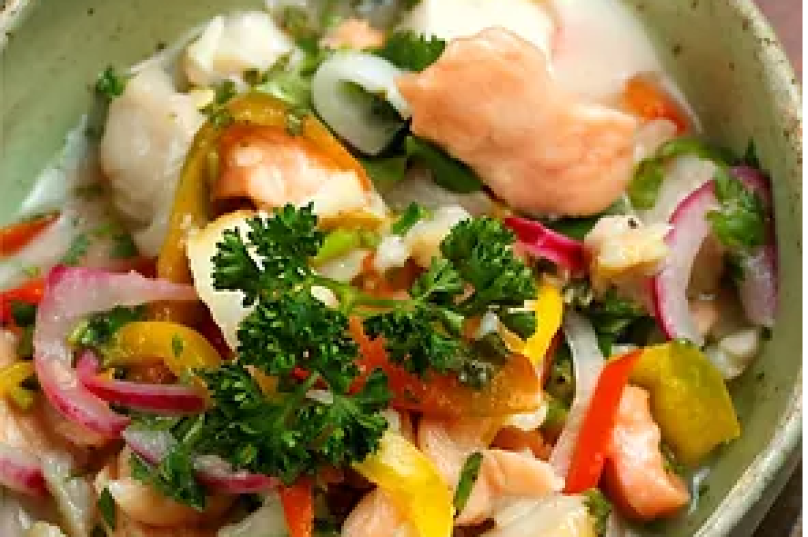 Ceviche de Salmão do Anexo Praia. Foto Divulgação