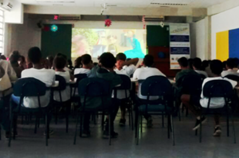 O Projeto Novo CinePop leva grandes sucessos do cinema a moradores de regiões no entorno da Linha Amarela, no Rio de Janeiro