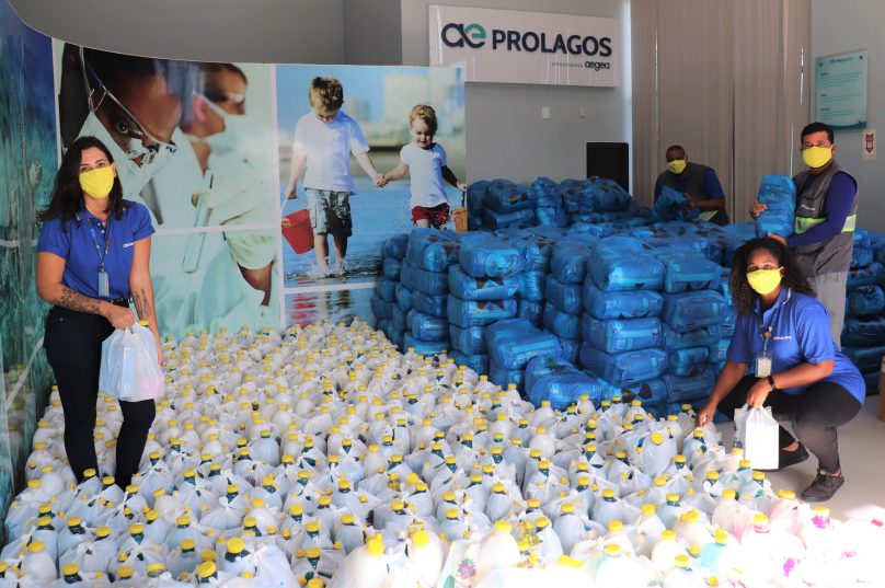 Colaboradores participaram da distribuição
