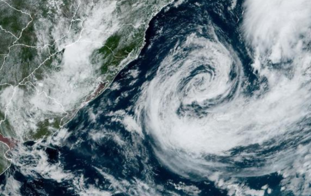 Tempestade tropical Akará no Atlântico Sul vista em imagens de satélite GOES. Foto: Reprodução