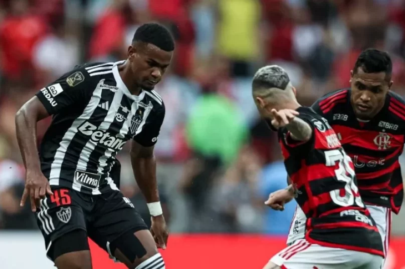 Flamengo ganha o jogo de ida na final da Copa do Brasil e Atlético-MG fica em desvantagem (Reprodução/Instagram/@ponto_atleticano/@pedrosouza09)
