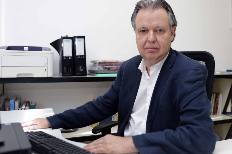 Economista UFRJ