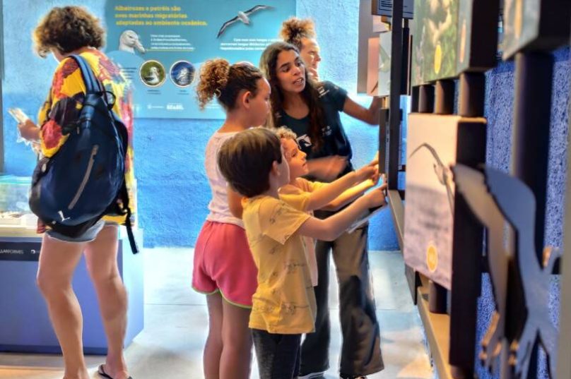 Centro de Visitação do Projeto Albatroz em Cabo Frio recebe título de Posto Avançado da Reserva da Biosfera / divulgação