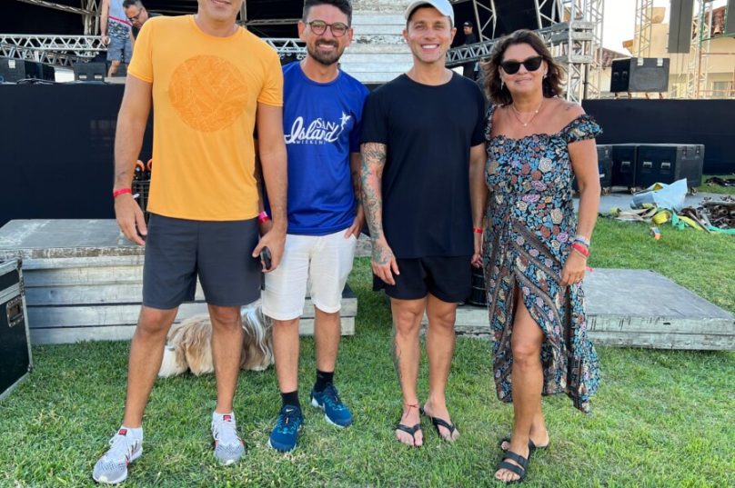 Os organizacores do evento: Andre Gagliano, 
Jullio Vaz e 
Zé Augustto com a relações públicas Sylvana Graça