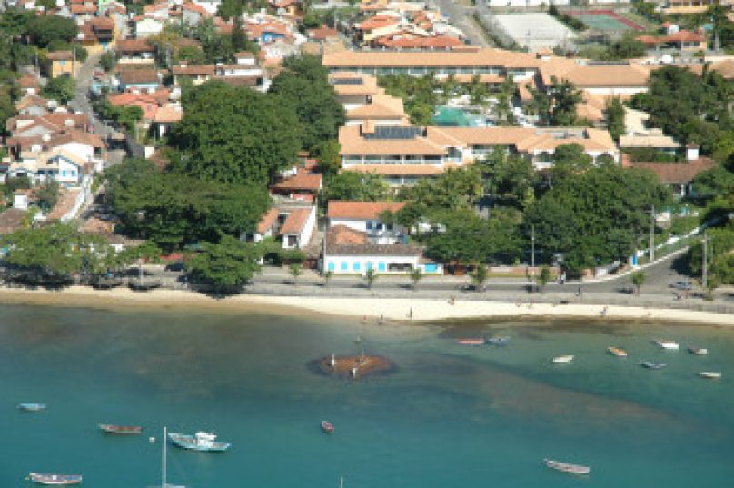 Orla Bardot, Praia da Armação, em Búzios - Foto Grupo Prensa de Babel