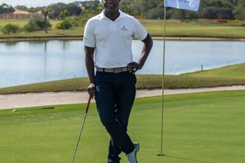 Vitor Pessanha, 40 anos, instrutor de golfe, e personalidade de Búzios - Crédito: Matheus Coutinho