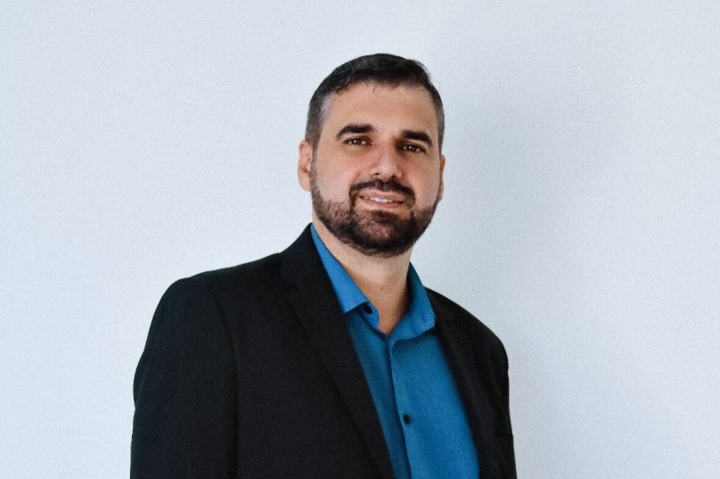 O contador e especialista Roberval Júnior, do Grupo RJR, destacou os principais critérios que exigem a prestação de contas à Receita Federal / foto divulgação