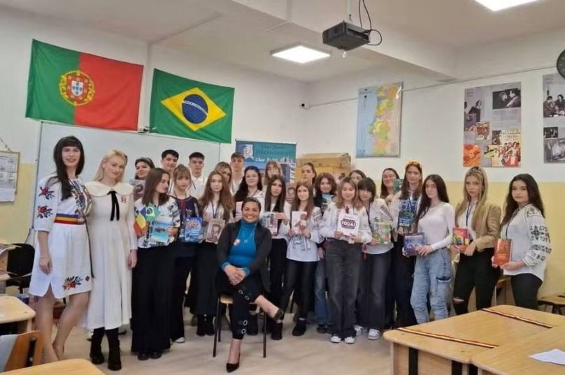 Izabelle foi convidada pela Embaixada do Brasil, em parceria com o Museu da Literatura de Bucareste / foto divulgação